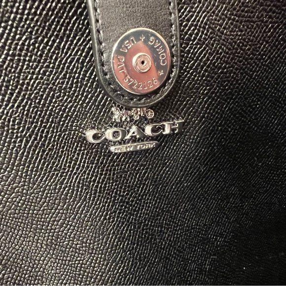 City Tote In Signature Canvas With Vintage Rose Print - Picture 7 of 9